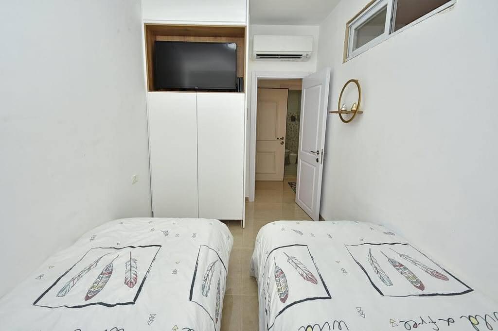 Apartamento Achziv Sea & Sun Gesher HaZiv Exterior foto